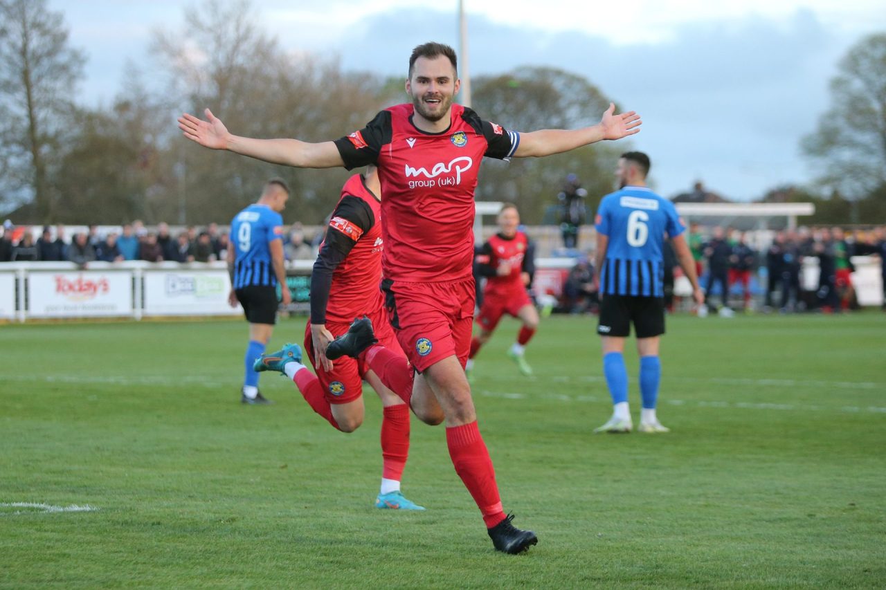 Anchors secure place in play-off final after Cleethorpes victory